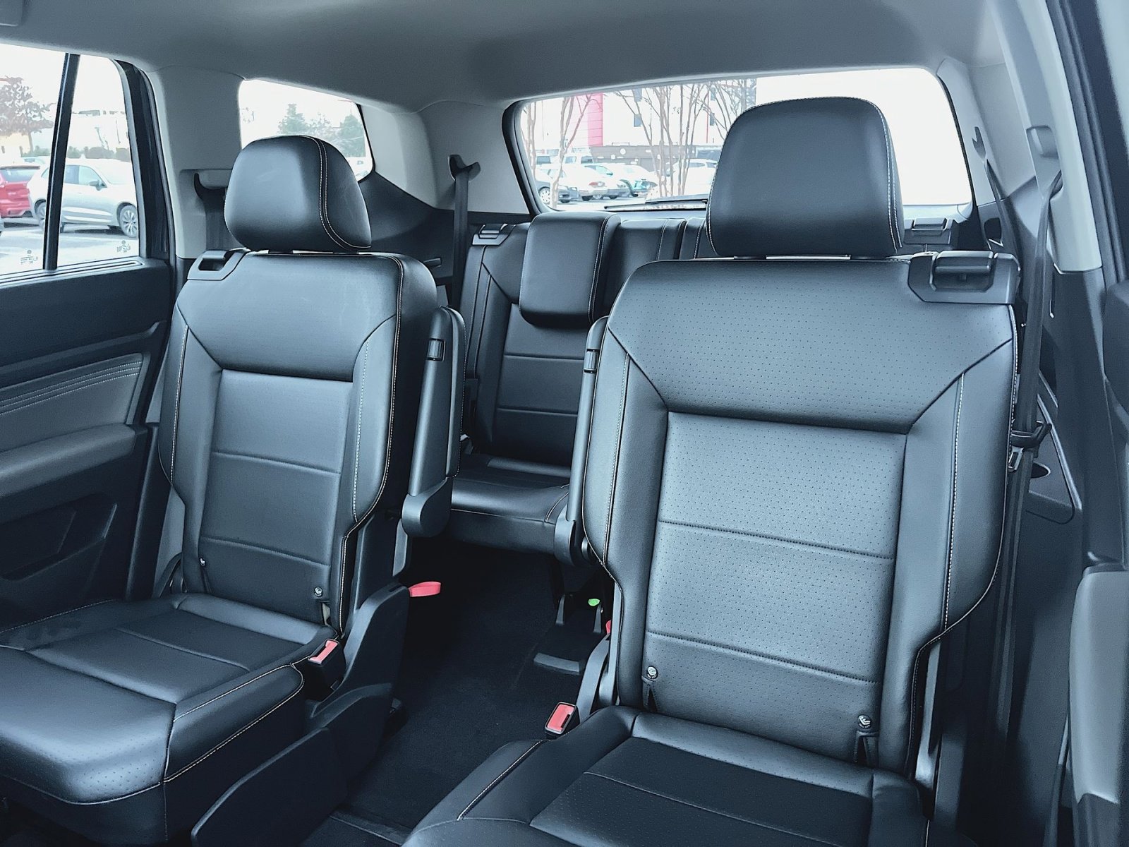 Used 2022 Volkswagen Atlas SEL image 25