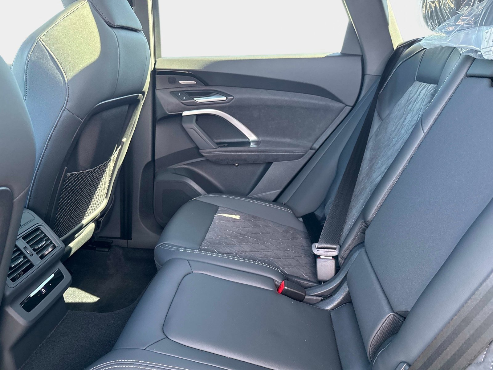New 2025 Audi SQ5 Premium Plus AWD/4WD image 13