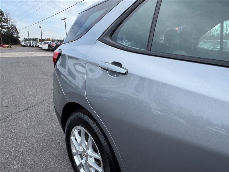 Used 2023 Chevrolet Equinox LS w/ LPO, Floor Liner Package image 21