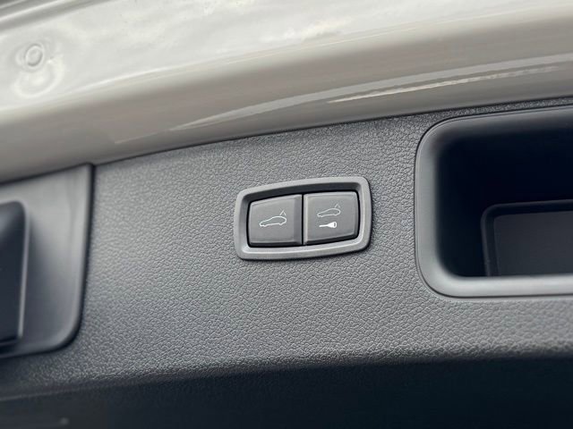 New 2026 Porsche Macan S image 34
