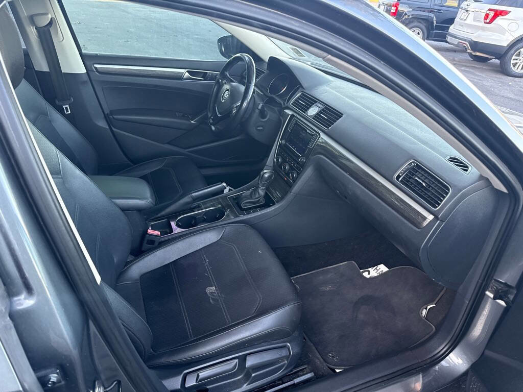 Used 2017 Volkswagen Passat 1.8T SE image 20