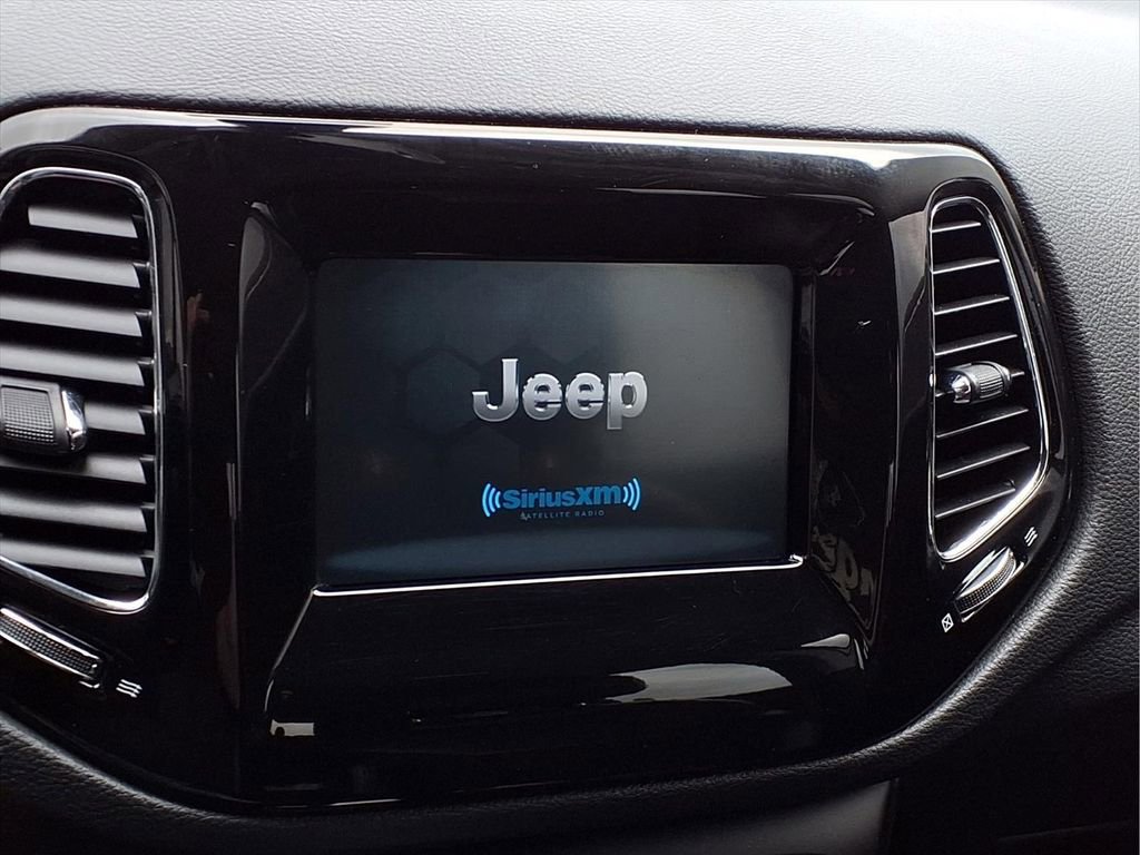 Used 2019 Jeep Compass Altitude image 10