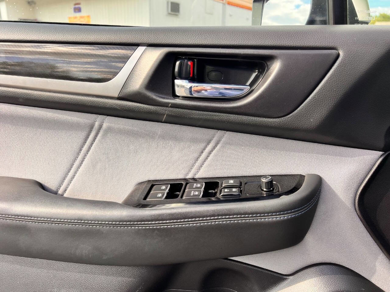 Used 2017 Subaru Legacy 2.5i Sport image 17