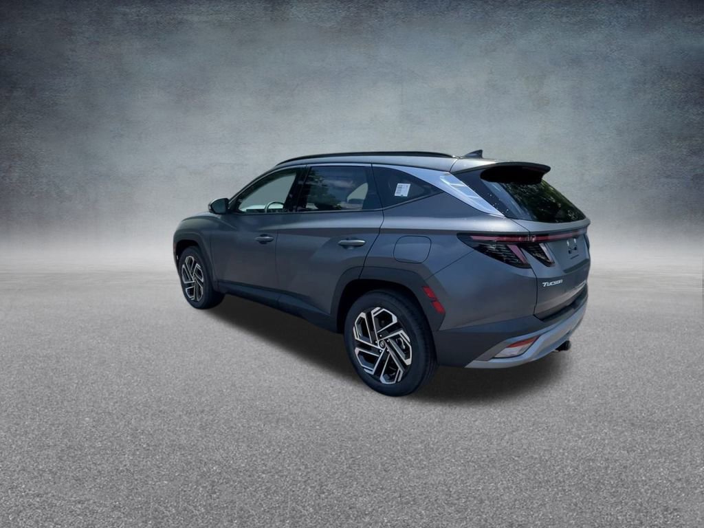 New 2025 Hyundai Tucson Limited image 16