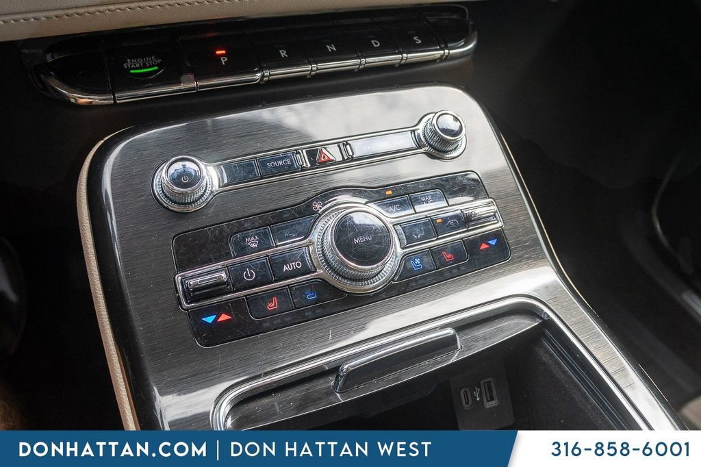 Used 2022 Lincoln Nautilus Reserve AWD/4WD image 11
