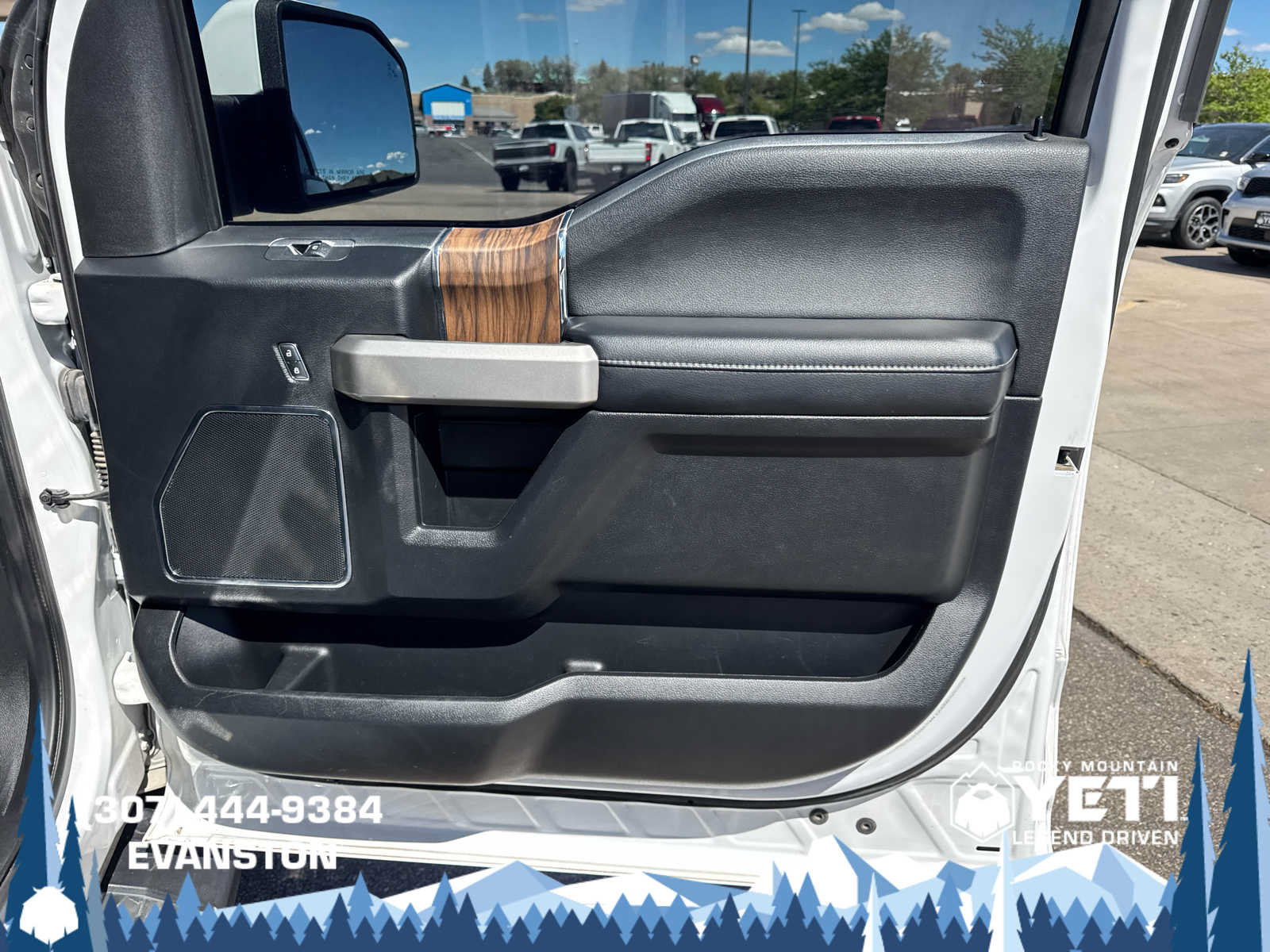 Used 2020 Ford F150 Lariat w/ Equipment Group 501A Mid AWD/4WD image 14