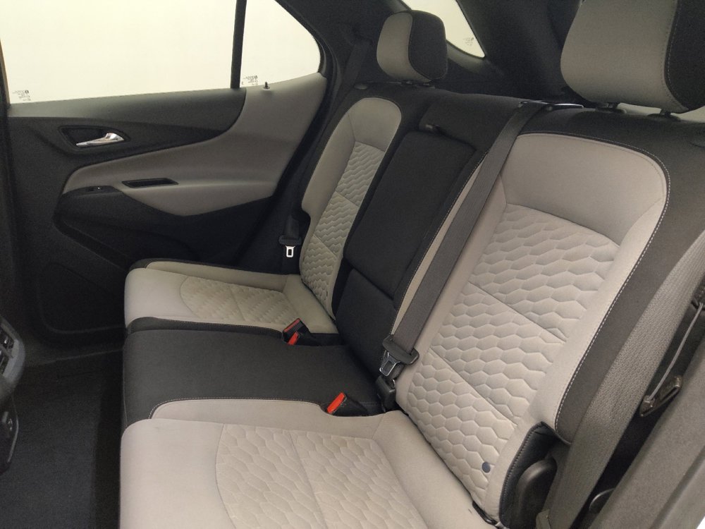 Used 2021 Chevrolet Equinox LT image 18