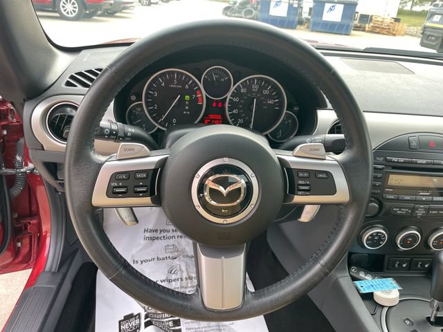 Used 2011 MAZDA MX-5 Miata Grand Touring w/ Premium Pkg RWD image 25