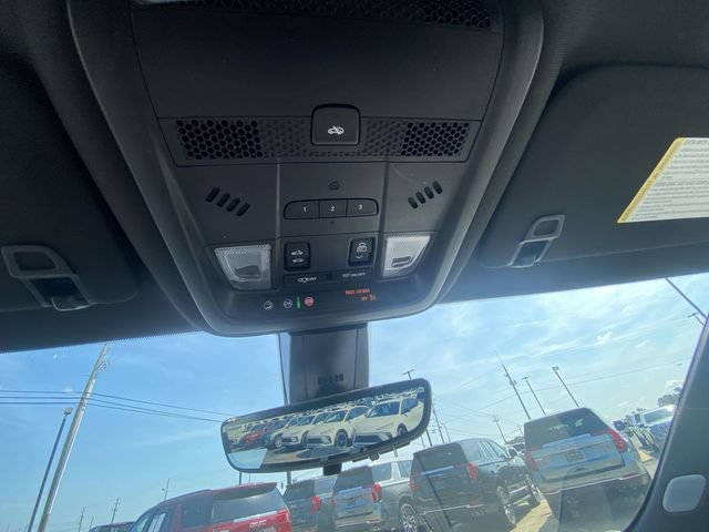 Certified 2024 Cadillac XT6 Premium Luxury w/ Technology Package AWD/4WD image 20