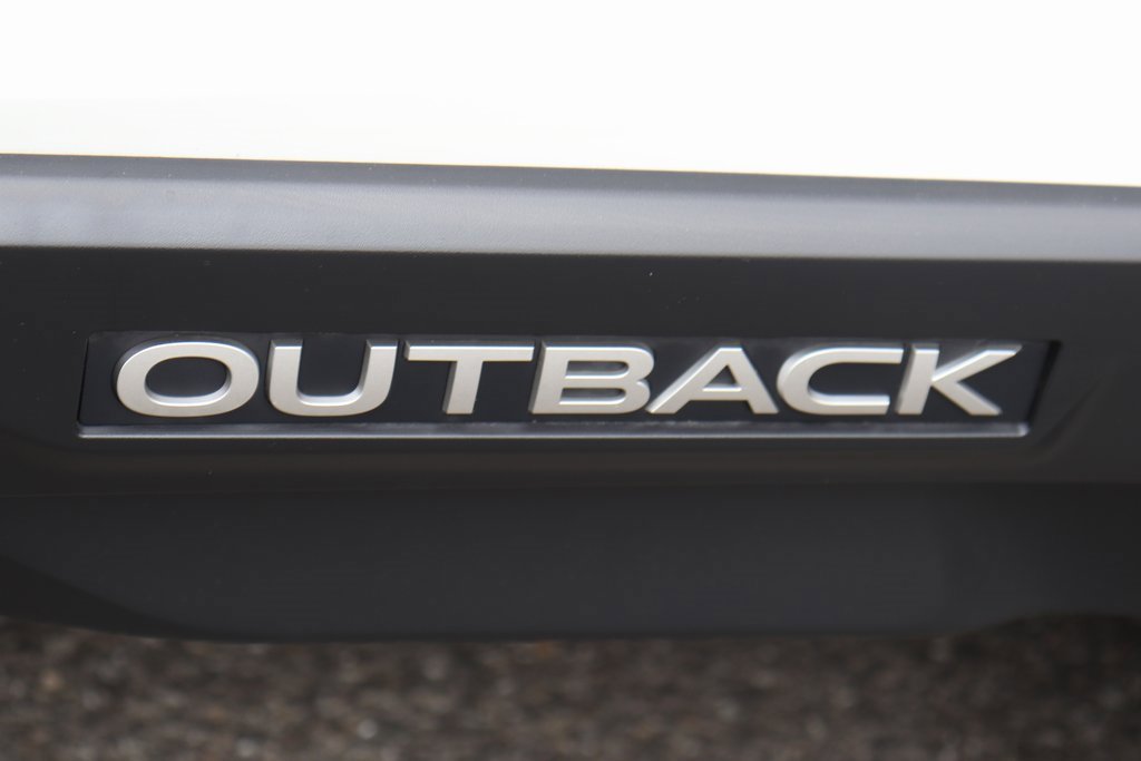Used 2023 Subaru Outback Premium image 38