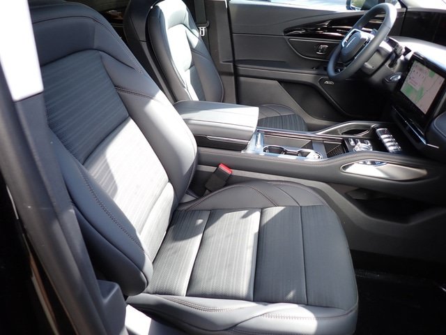 New 2026 Lincoln Nautilus Reserve w/ Jet Appearance Package AWD/4WD image 11