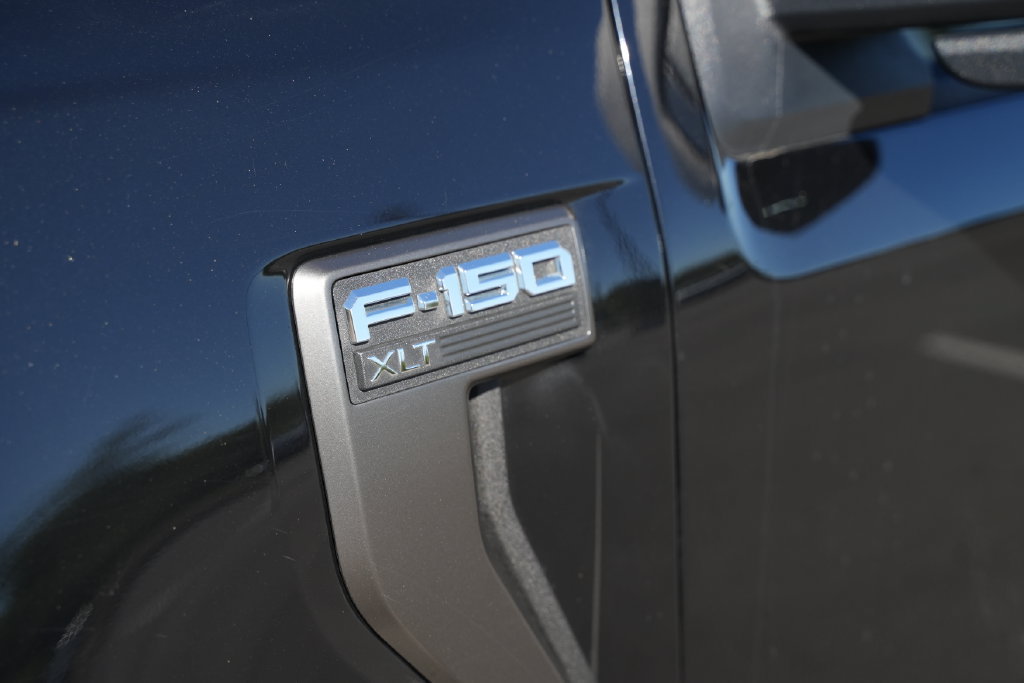 Used 2023 Ford F150 XLT w/ Equipment Group 302A High AWD/4WD image 40