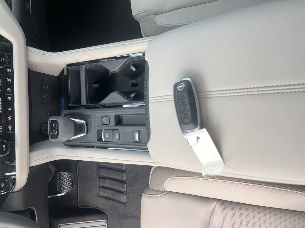 New 2026 Nissan Pathfinder SL FWD image 28