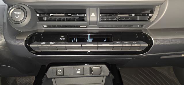 New 2026 Toyota Prius LE FWD image 20