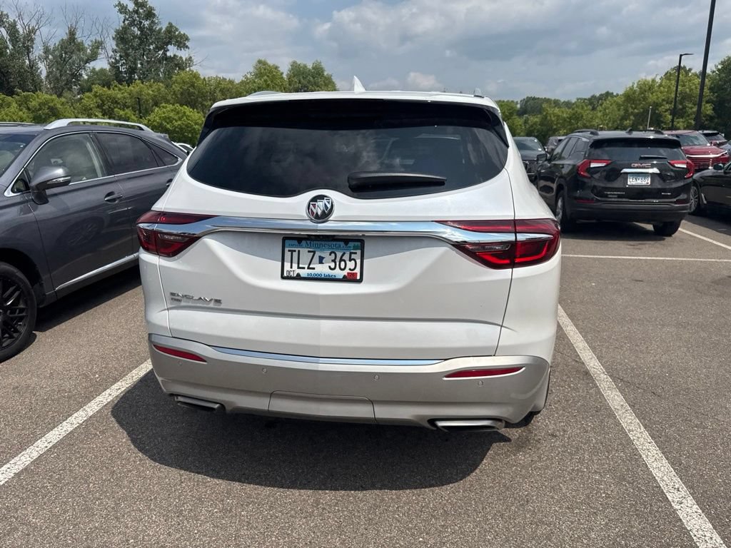 Used 2021 Buick Enclave Premium w/ Surround and Sites Package AWD/4WD image 28