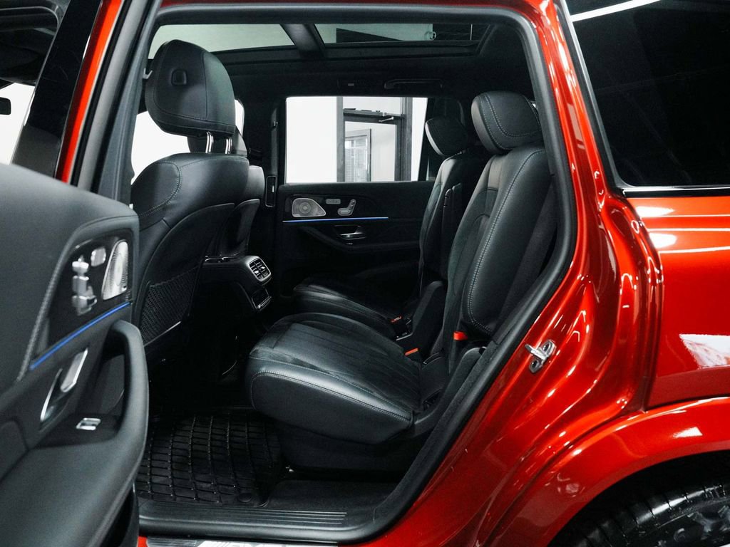 Used 2022 Mercedes-Benz GLS 63 AMG 4MATIC image 31