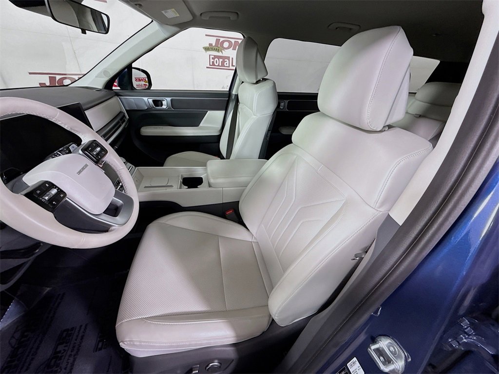 Used 2025 Hyundai Santa Fe SEL w/ Tow & Go Package image 23