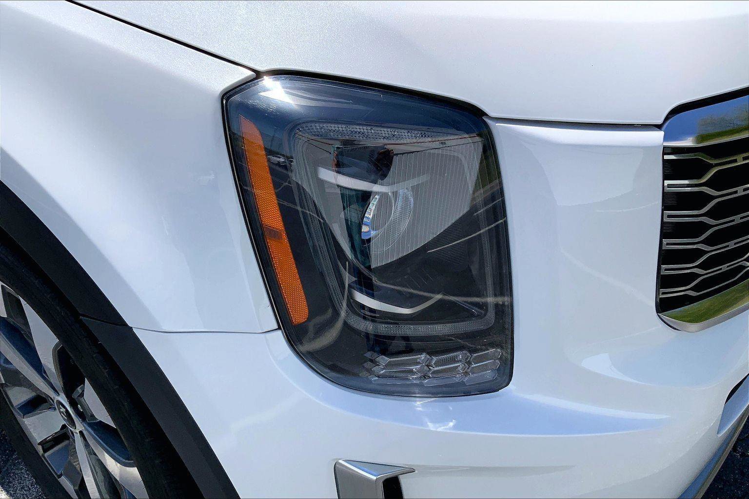 Used 2020 Kia Telluride EX w/ EX Premium Package FWD image 29