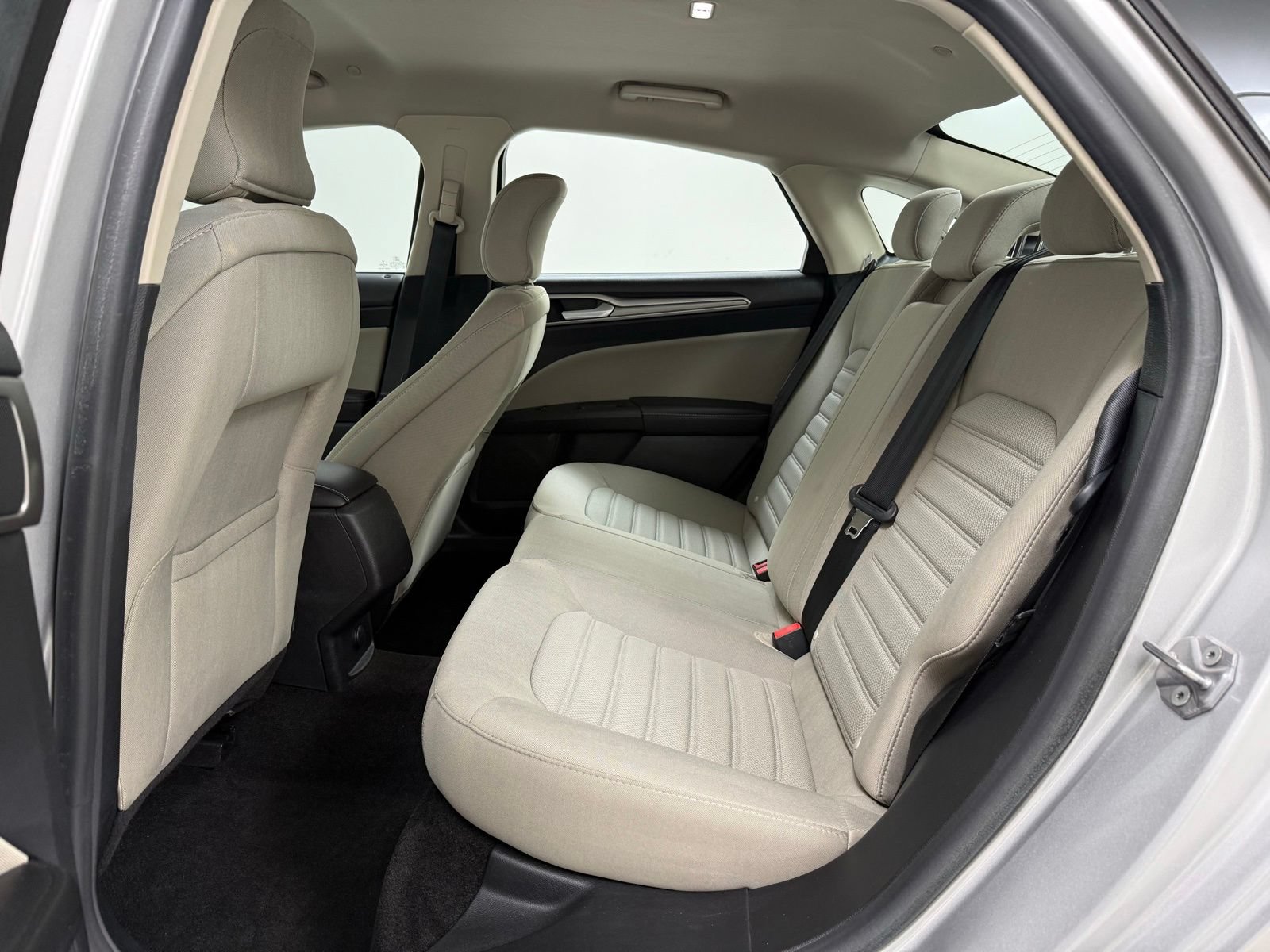 Used 2018 Ford Fusion S FWD image 21