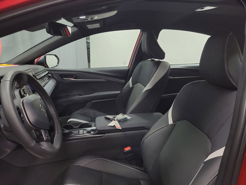 Used 2026 Toyota Camry SE image 12