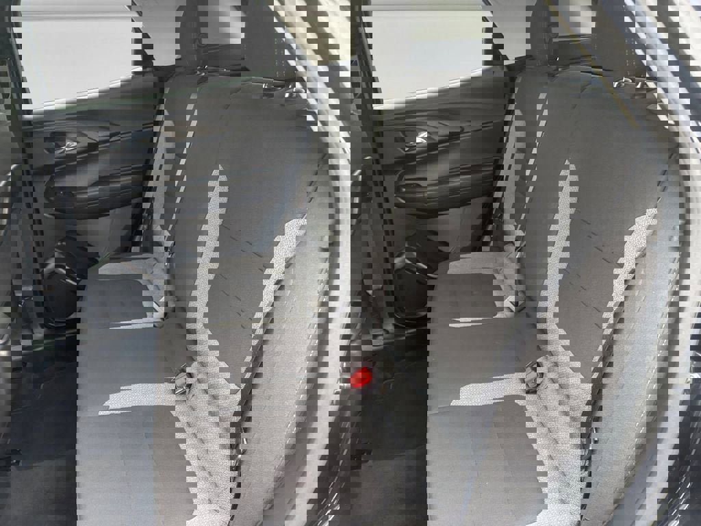 Used 2025 Chevrolet TrailBlazer LT image 14