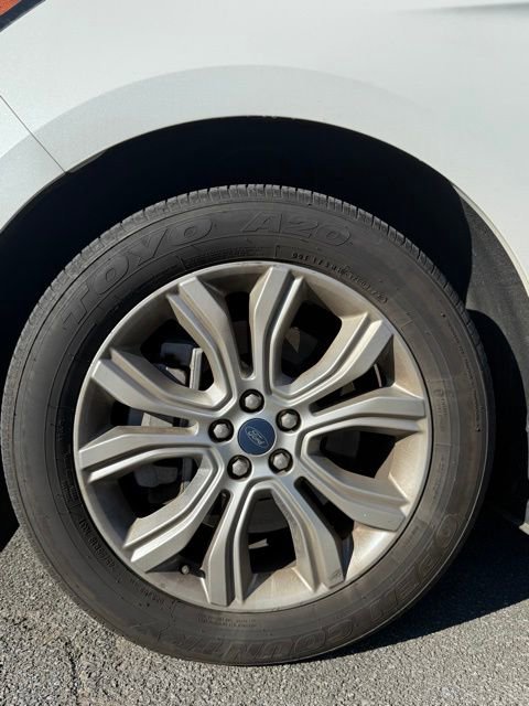 Used 2021 Ford Edge Titanium w/ Canadian Touring Package AWD/4WD image 14