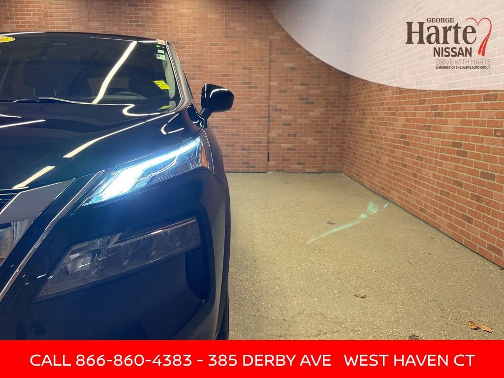 Certified 2023 Nissan Rogue SV image 39