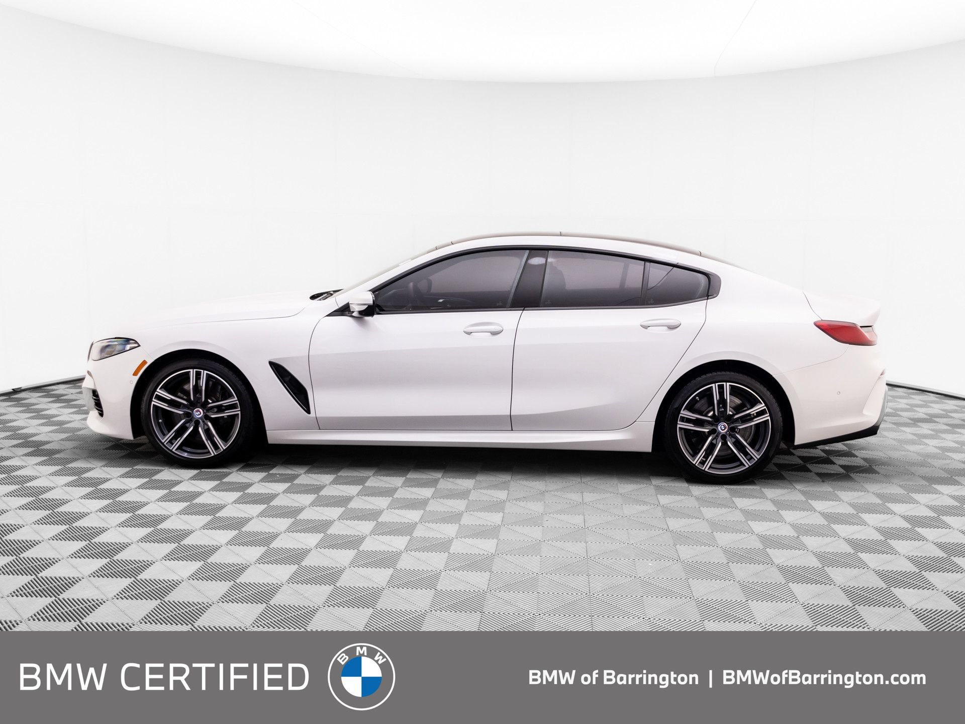 Certified 2025 BMW 840i xDrive AWD/4WD image 2