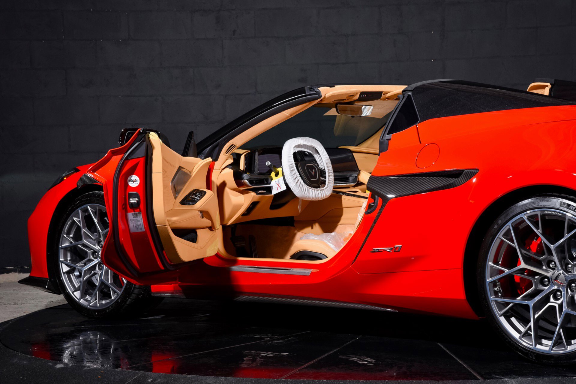 Used 2026 Chevrolet Corvette ZR1 w/ Chrome Exterior Badge Package image 17