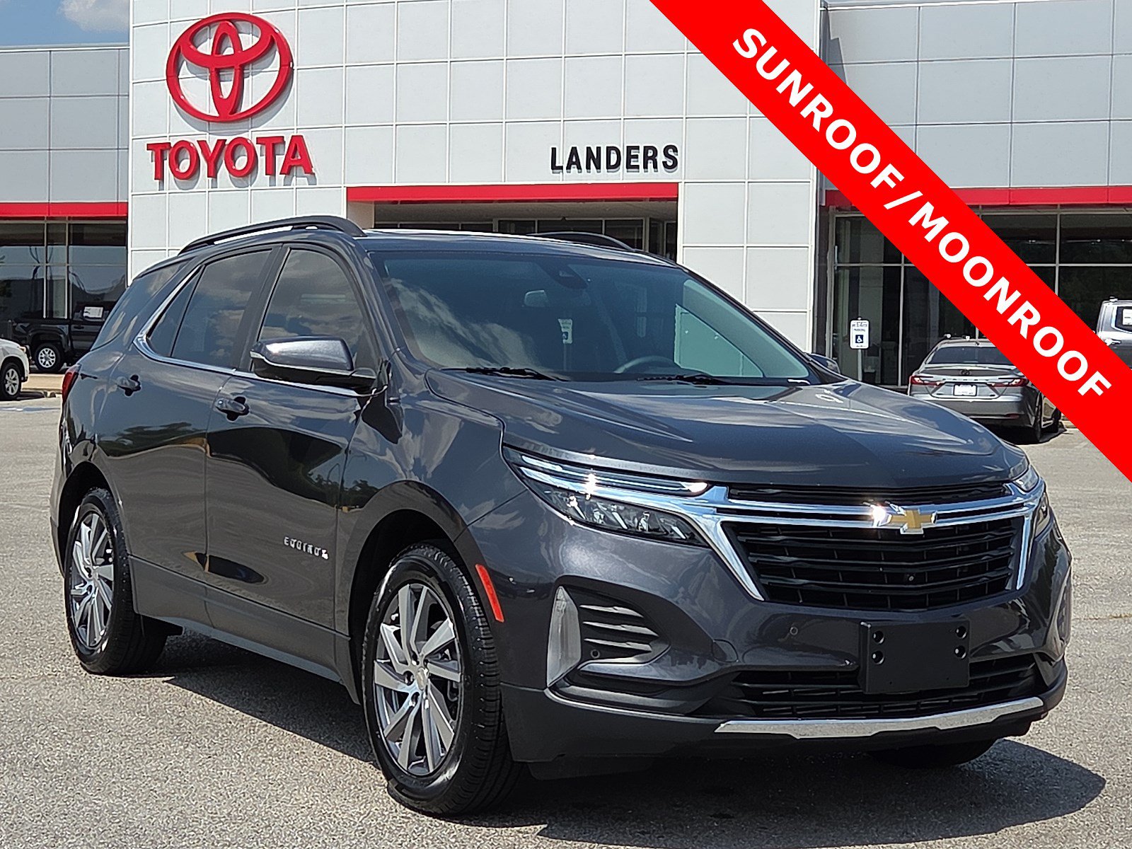 Used 2023 Chevrolet Equinox LT