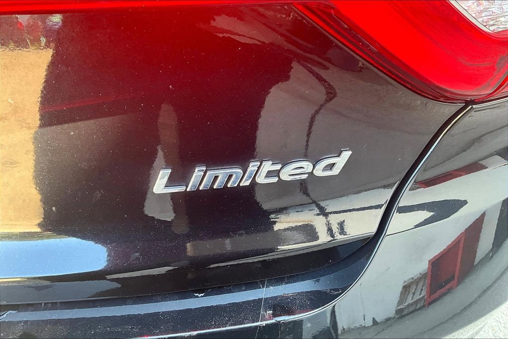 Used 2016 Hyundai Sonata Limited w/ Cargo Package image 24