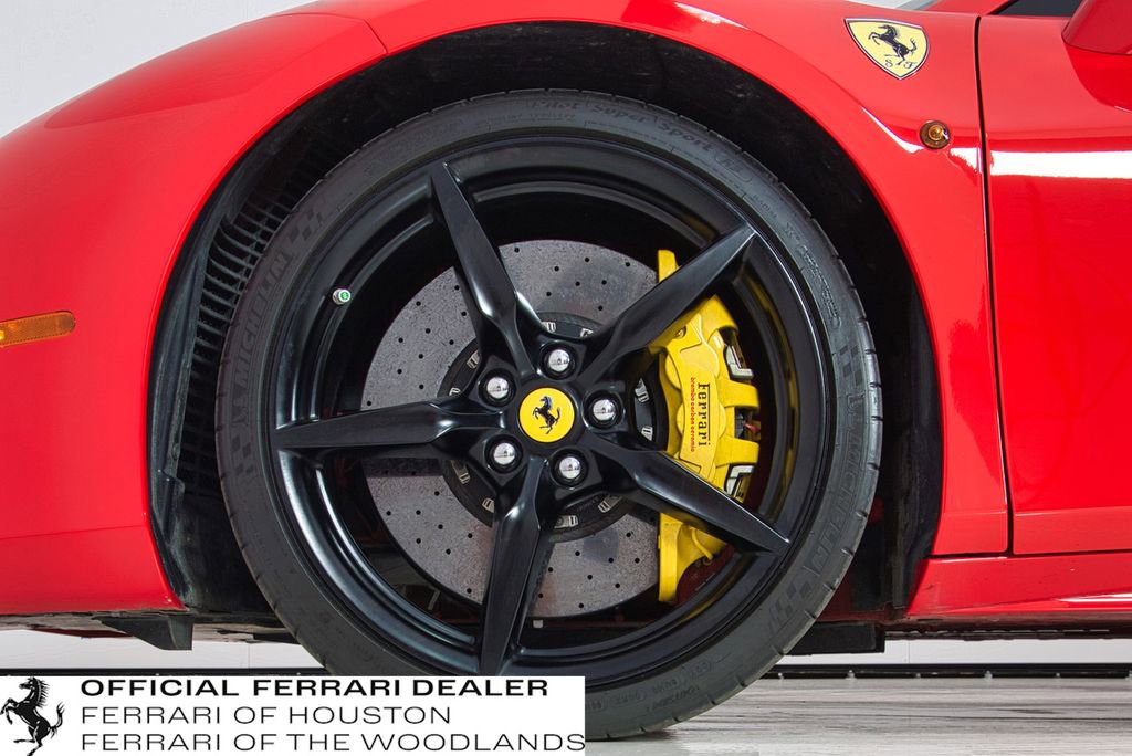 Used 2019 Ferrari 488 Spider image 17