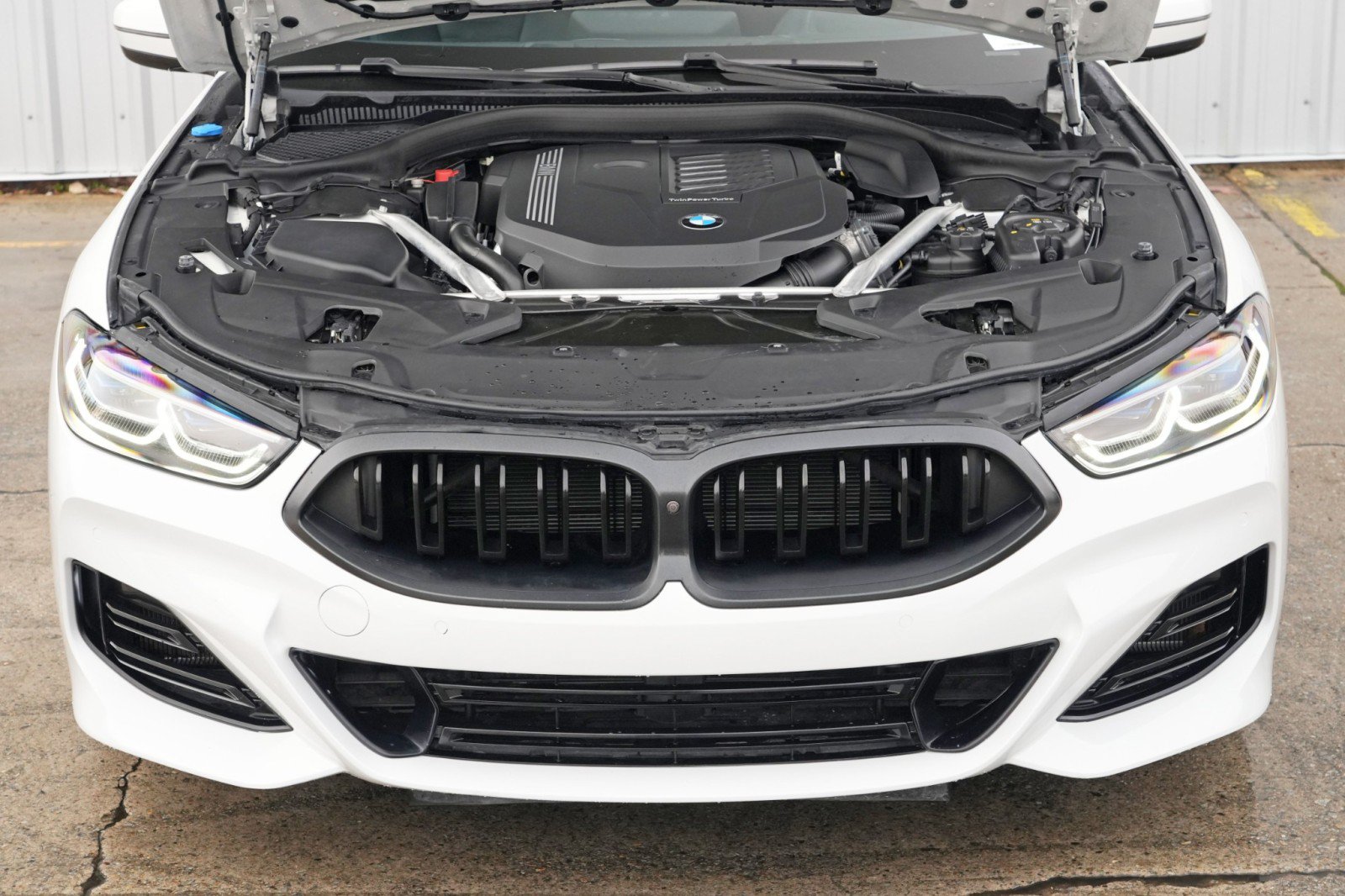 Used 2025 BMW 840i w/ M Sport Professional Package RWD image 8