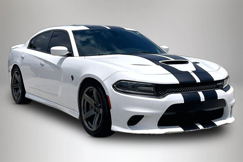 Used 2018 Dodge Charger SRT Hellcat w/ Harman/Kardon Audio Group RWD image 1