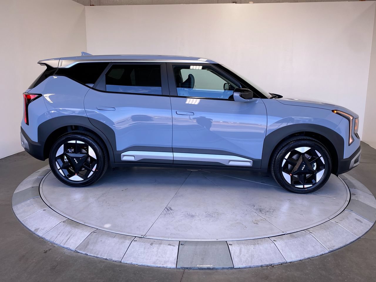 New 2027 Kia Seltos EX FWD image 6