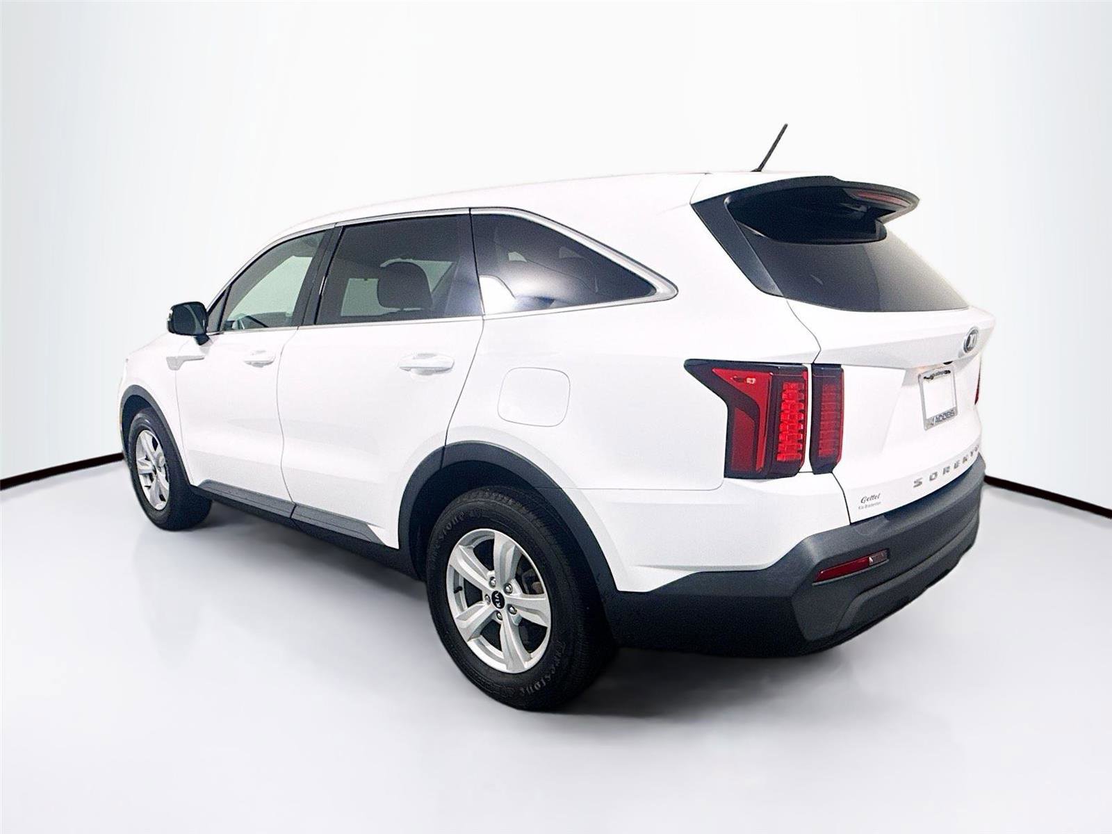 Used 2021 Kia Sorento LX image 22