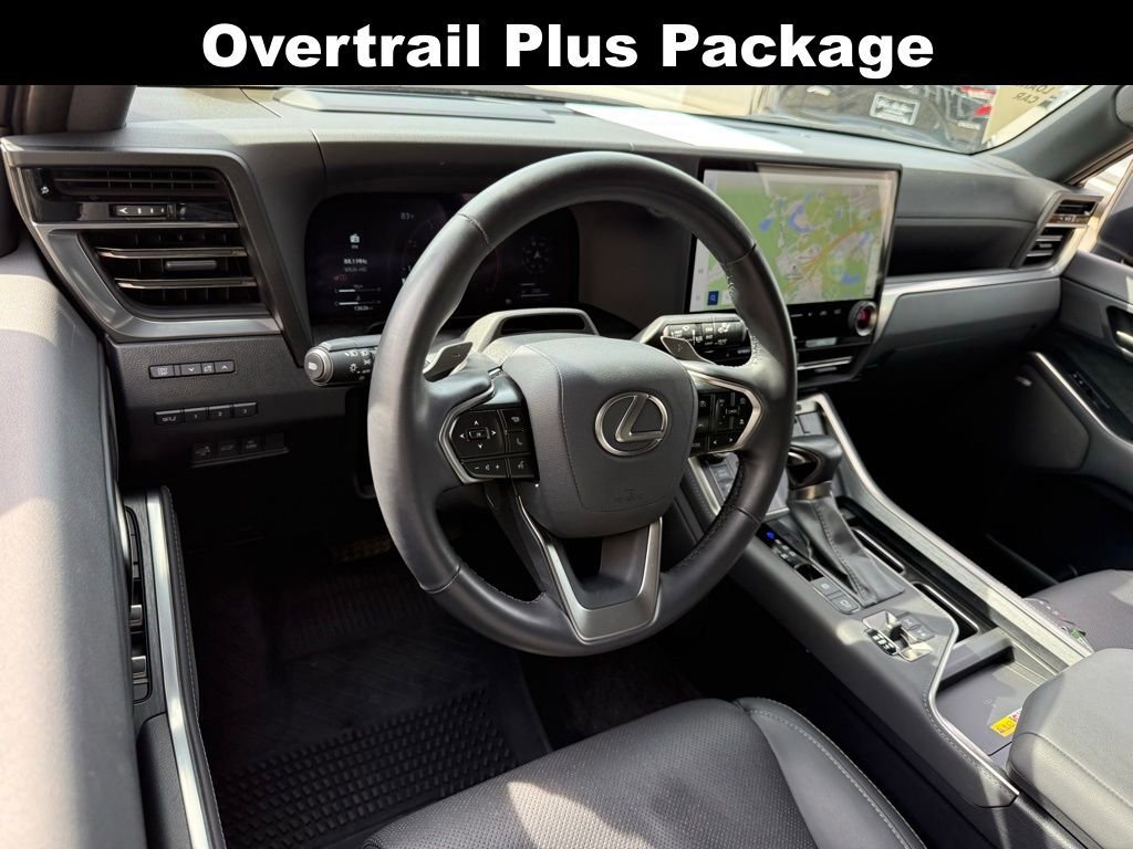 Certified 2024 Lexus GX 550 image 3