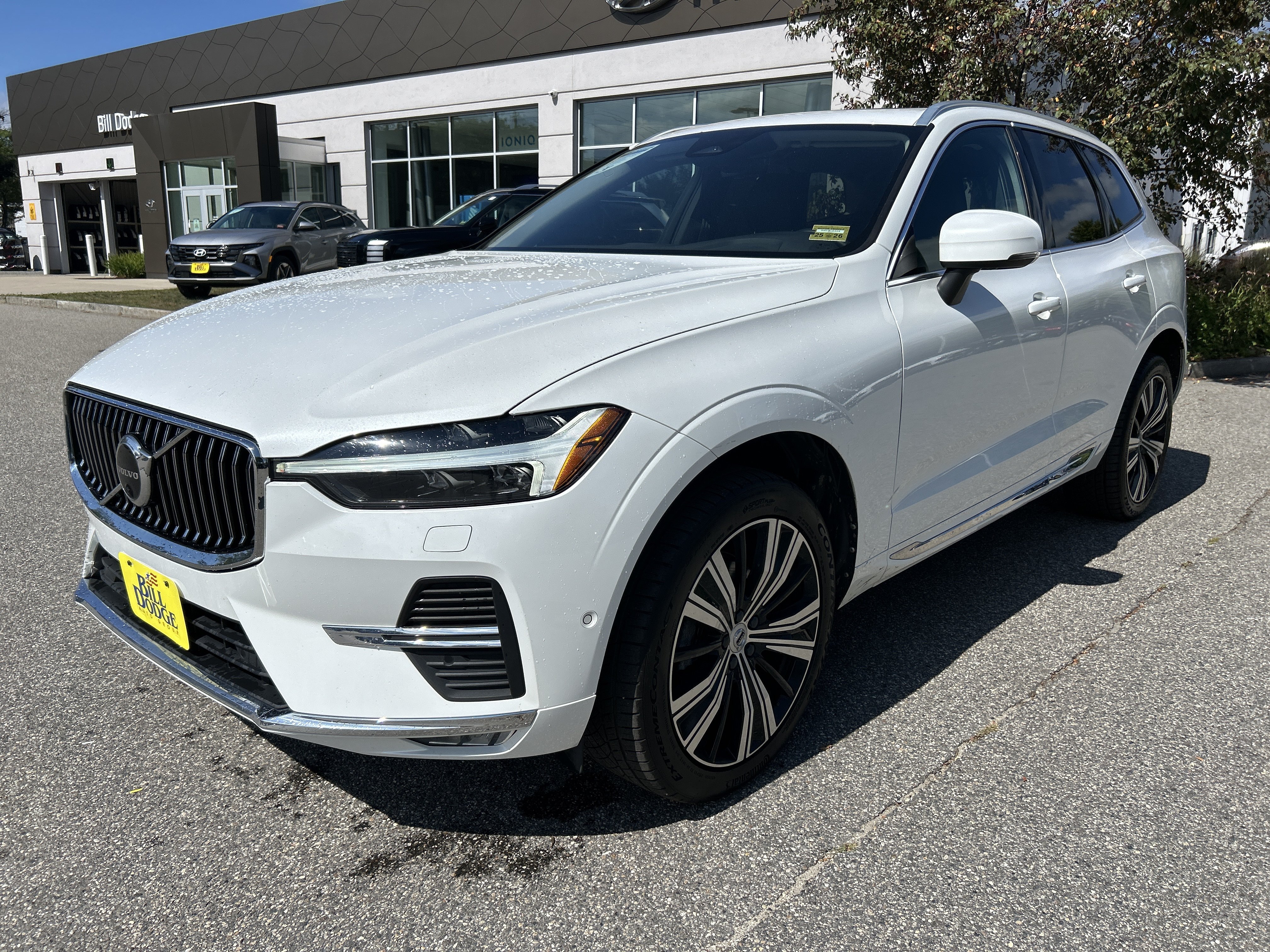 Used 2023 Volvo XC60 B5 Plus w/ Climate Package AWD/4WD video 1