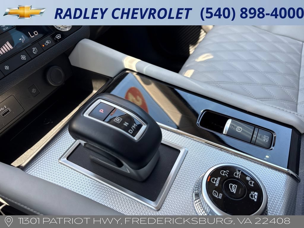 Used 2023 Mitsubishi Outlander SEL 40th Anniversary AWD/4WD image 11