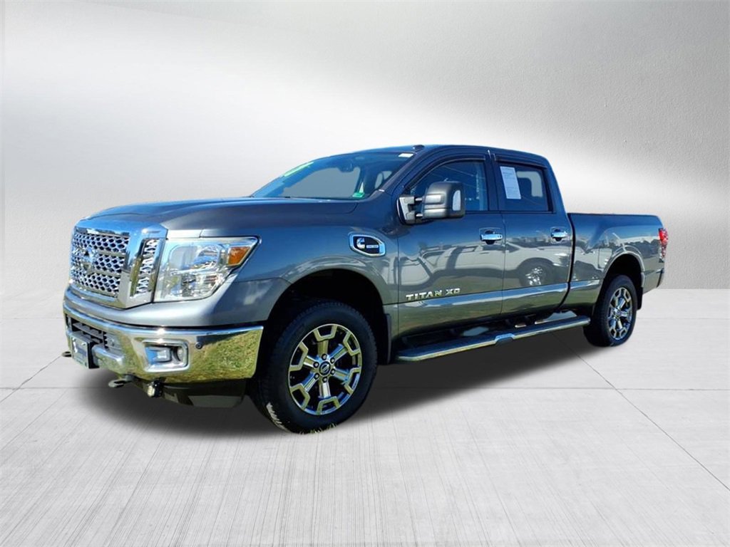 Used 2017 Nissan Titan SV image 8