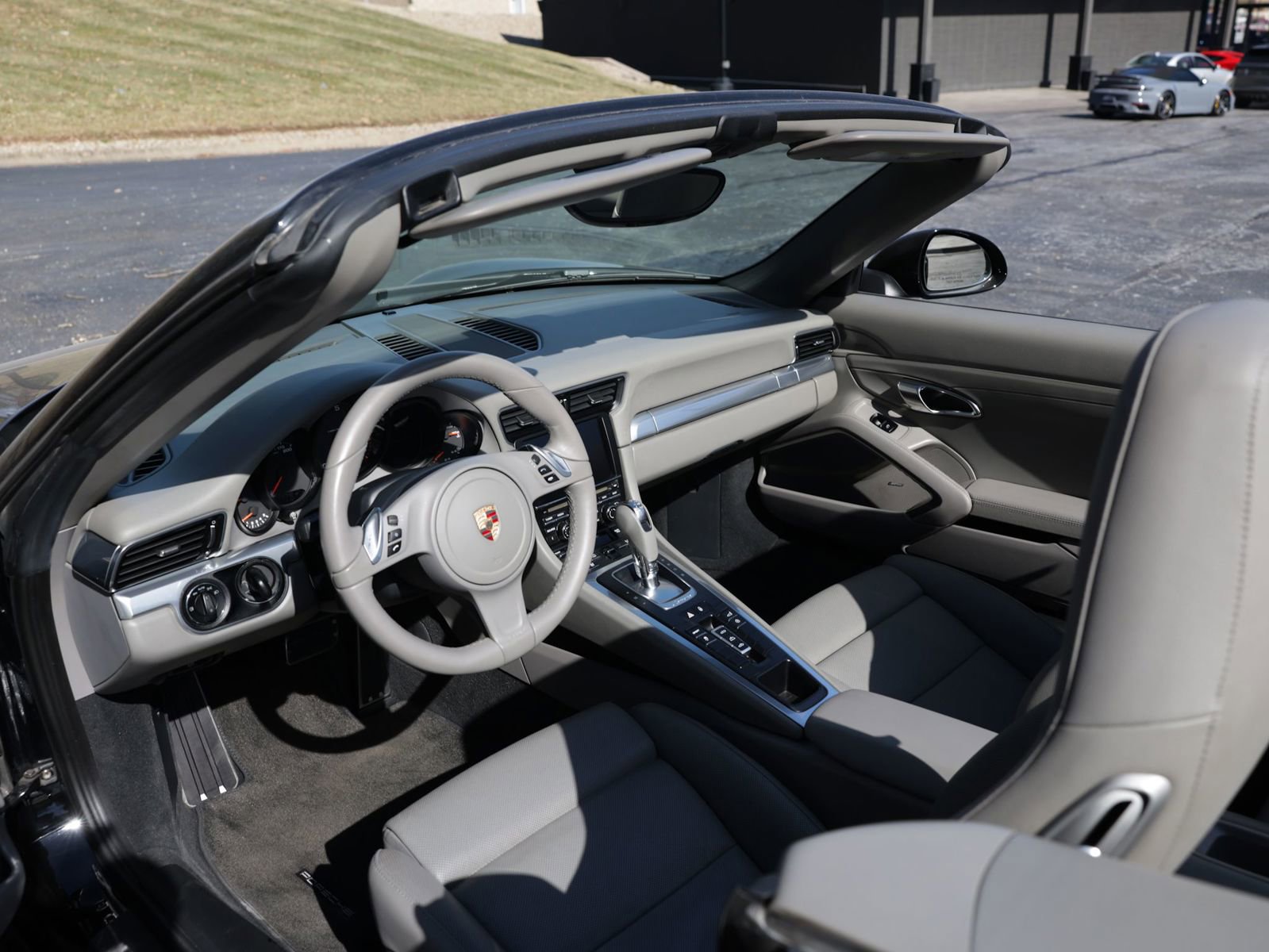 Used 2013 Porsche 911 Carrera image 9