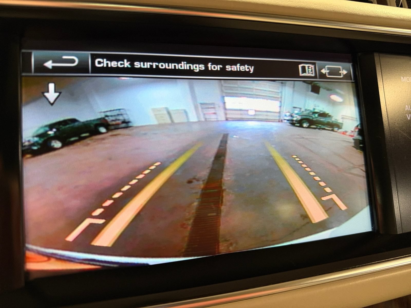 Used 2015 Land Rover Range Rover Supercharged AWD/4WD image 30