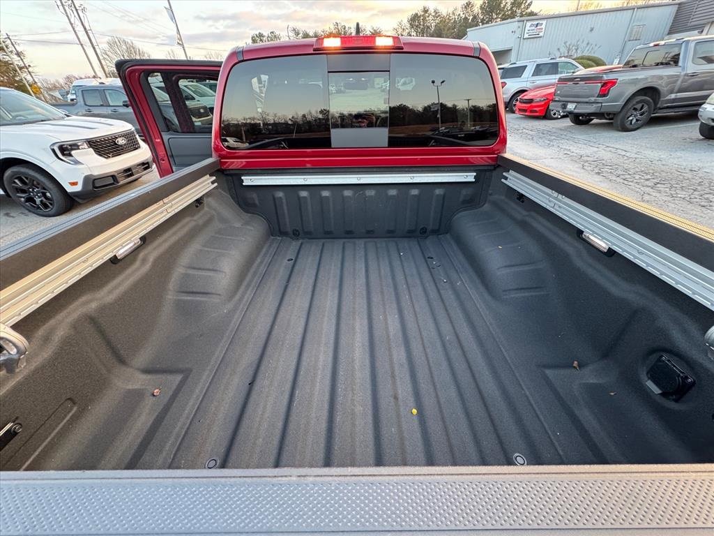 Certified 2024 Nissan Frontier SL w/ Technology Package image 10