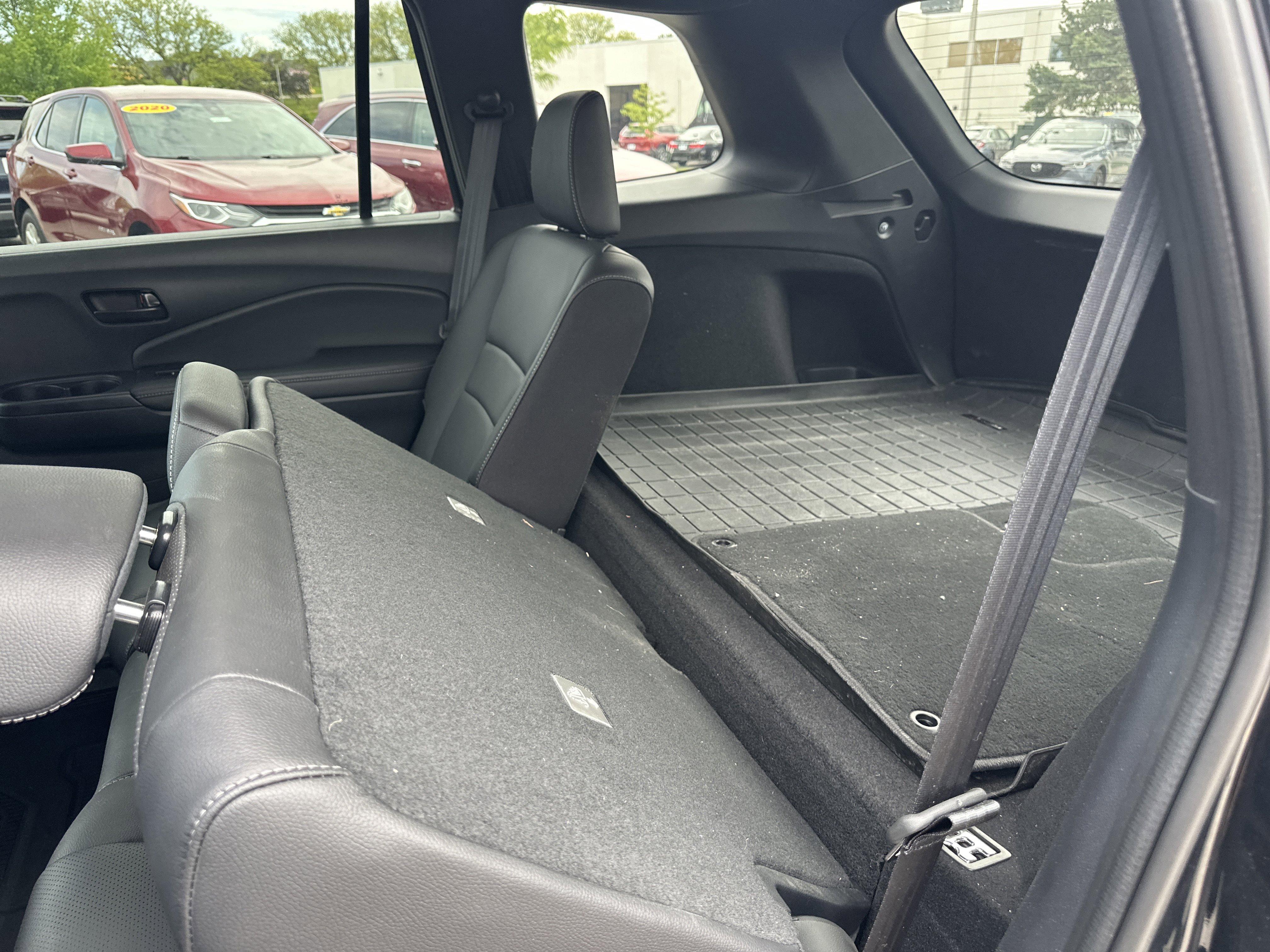 Used 2025 Honda Passport EX-L image 16