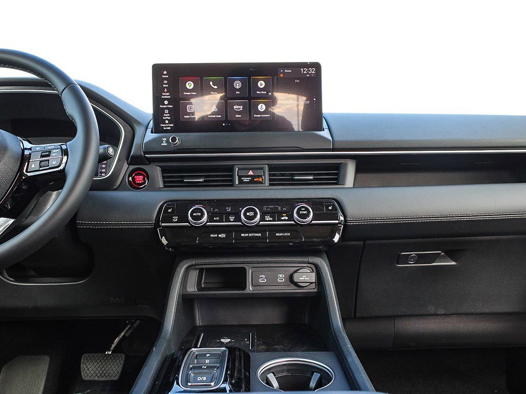 New 2026 Honda Pilot Touring image 18