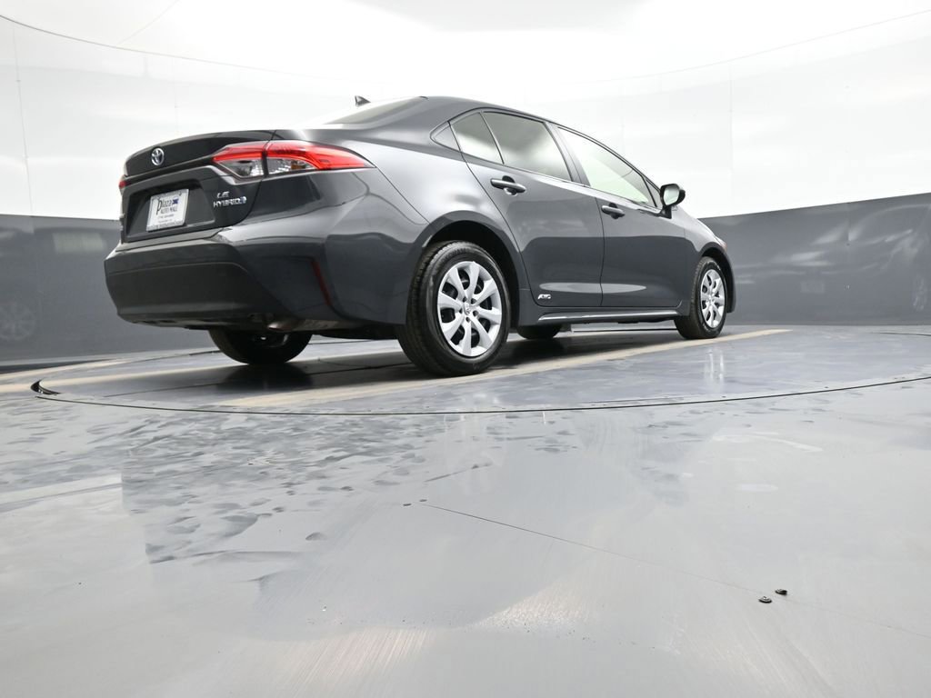 Certified 2024 Toyota Corolla LE image 28