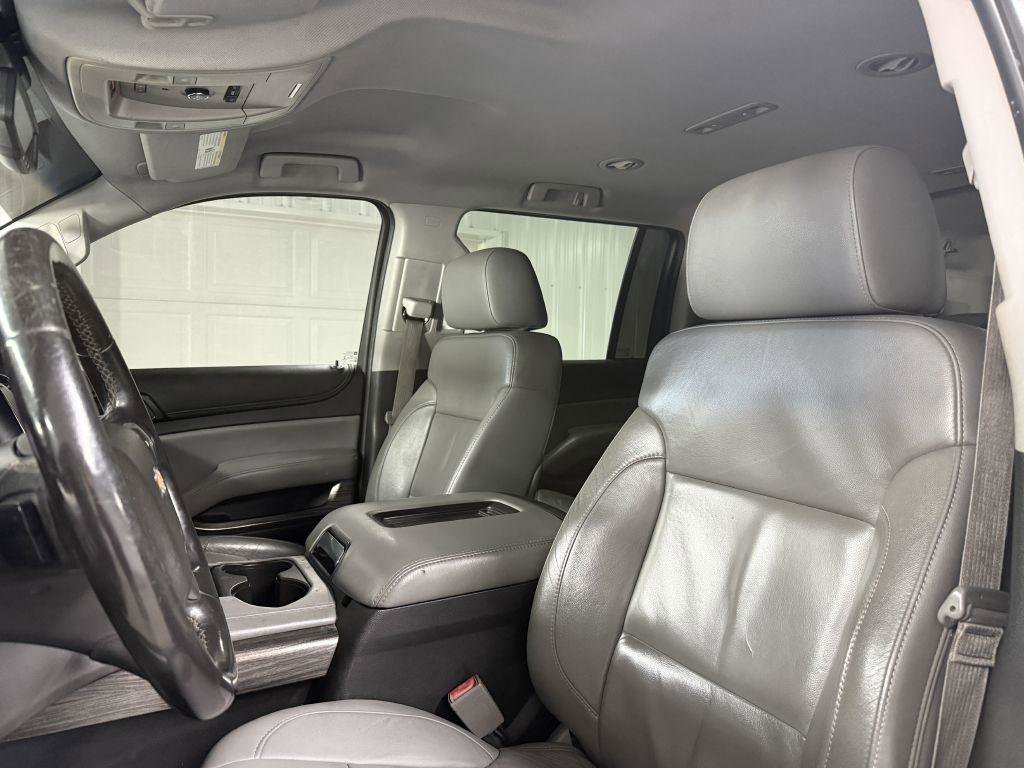 Used 2015 Chevrolet Suburban LT image 9