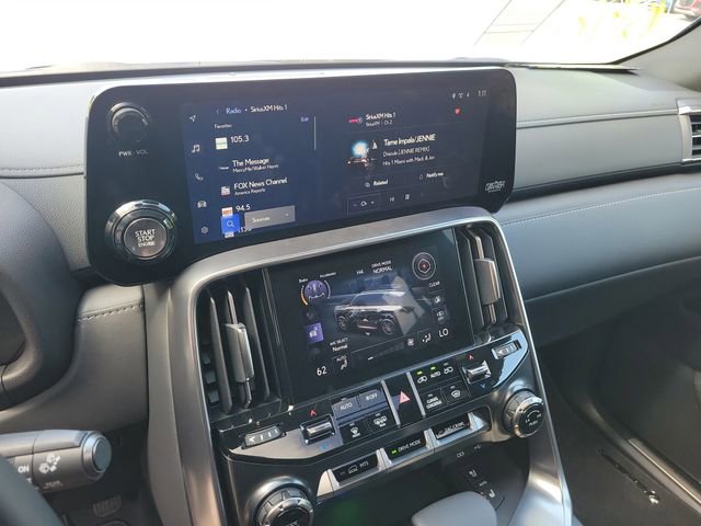New 2026 Lexus LX 600 4WD w/ Premium Package image 27
