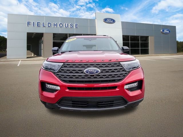 Used 2023 Ford Explorer XLT w/ Equipment Group 202A image 7