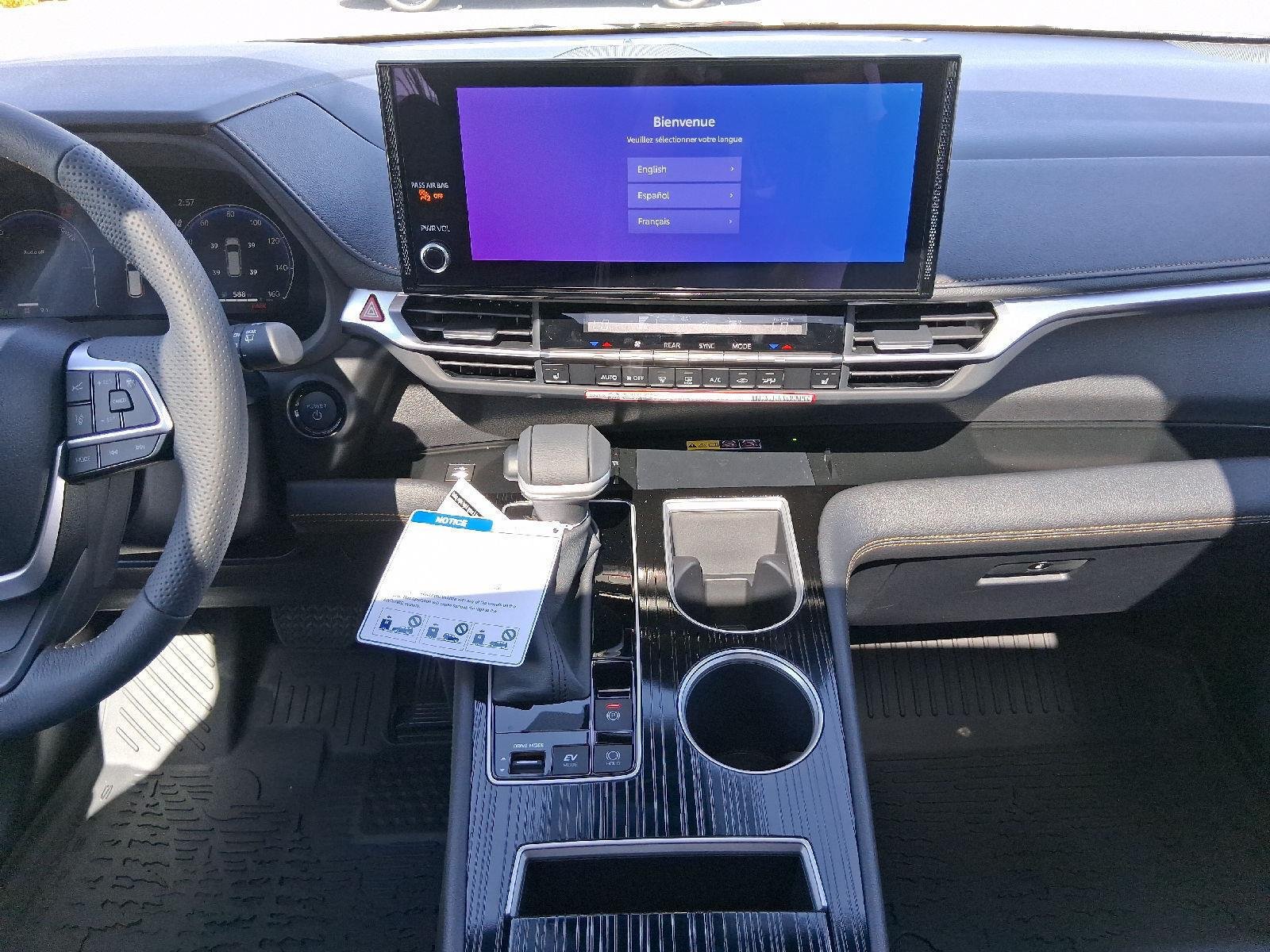 New 2026 Toyota Sienna XLE Woodland Edition AWD/4WD image 23